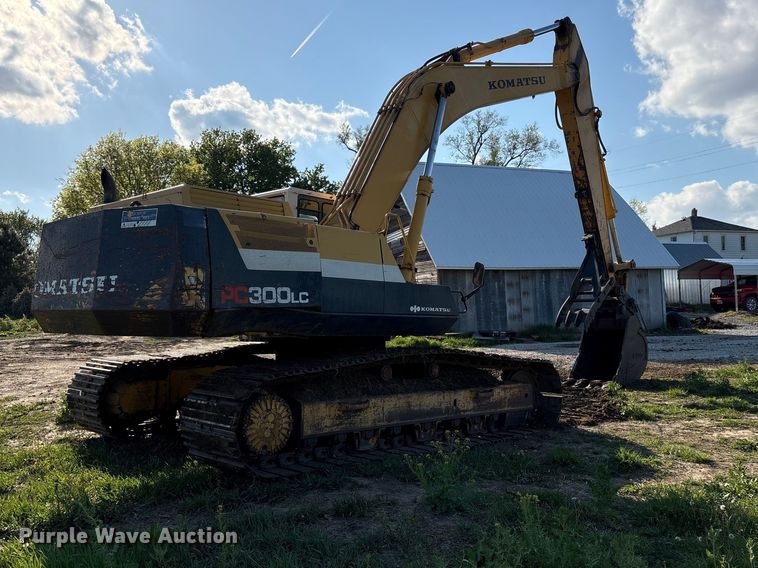 image for item FG2951 1990 Komatsu PC300LC-5 Excavator
