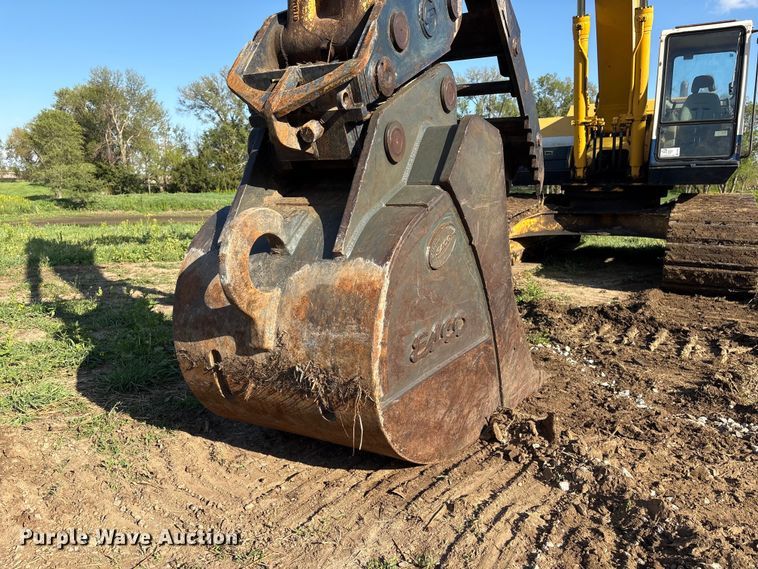 image for item FG2951 1990 Komatsu PC300LC-5 Excavator