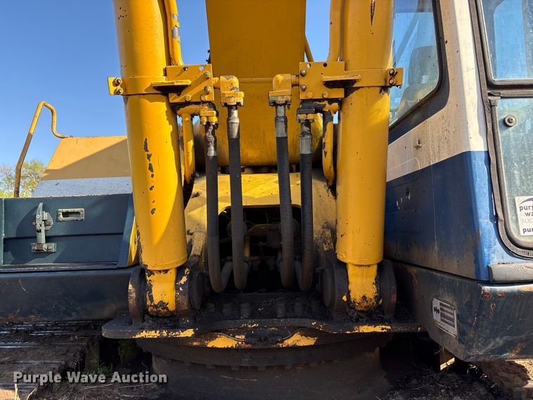 image for item FG2951 1990 Komatsu PC300LC-5 Excavator