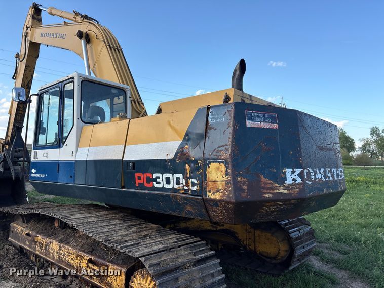 image for item FG2951 1990 Komatsu PC300LC-5 Excavator