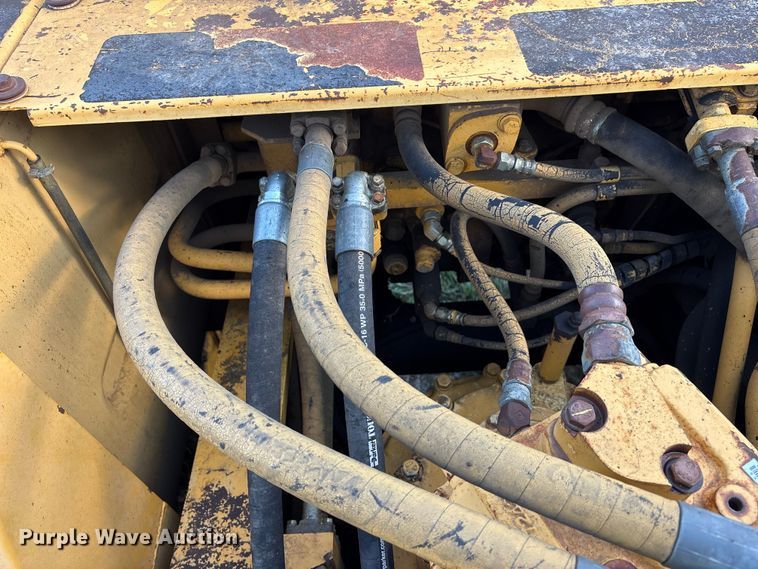 image for item FG2951 1990 Komatsu PC300LC-5 Excavator