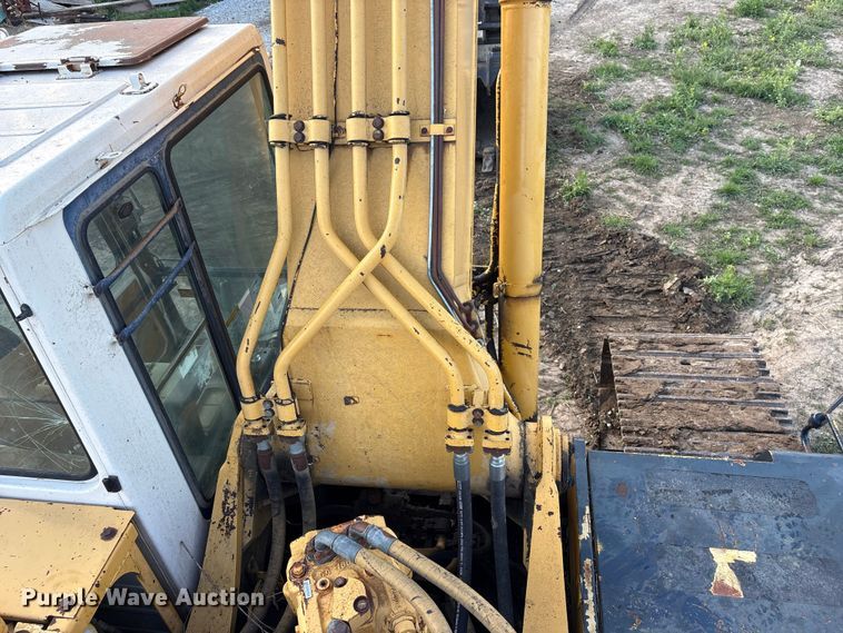 image for item FG2951 1990 Komatsu PC300LC-5 Excavator