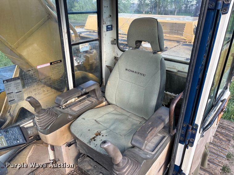 image for item FG2951 1990 Komatsu PC300LC-5 Excavator