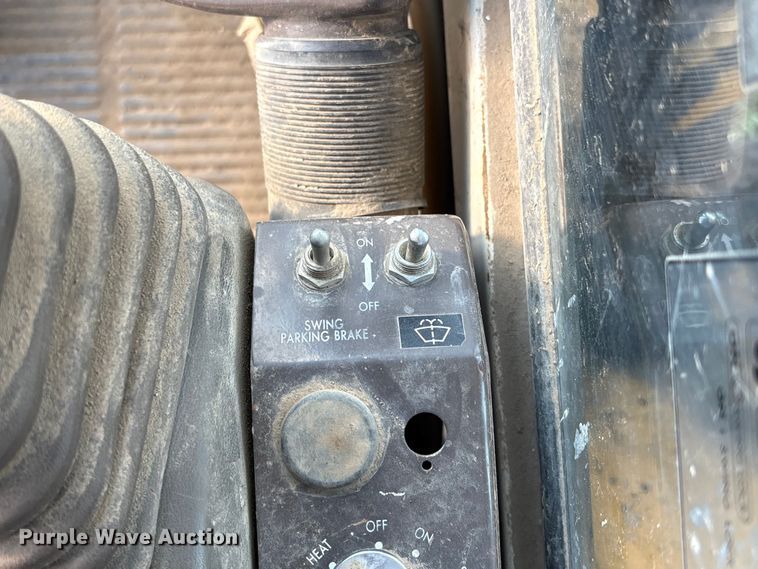 image for item FG2951 1990 Komatsu PC300LC-5 Excavator