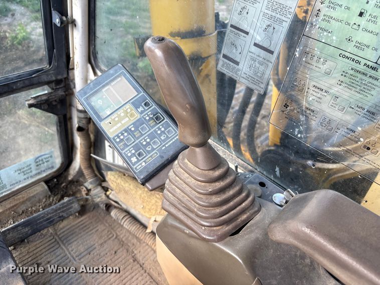 image for item FG2951 1990 Komatsu PC300LC-5 Excavator