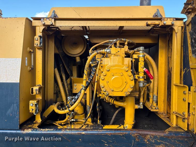 image for item FG2951 1990 Komatsu PC300LC-5 Excavator