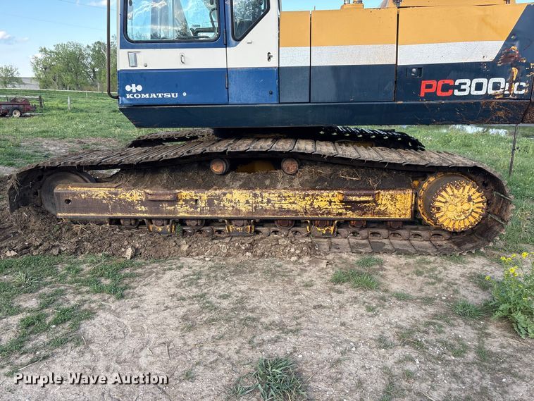 image for item FG2951 1990 Komatsu PC300LC-5 Excavator