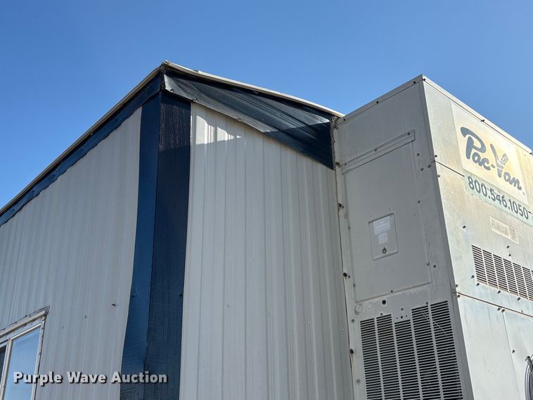 image for item FG2968 2001 Mark Line 4-1040 office trailer