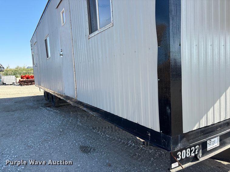 image for item FG2968 2001 Mark Line 4-1040 office trailer