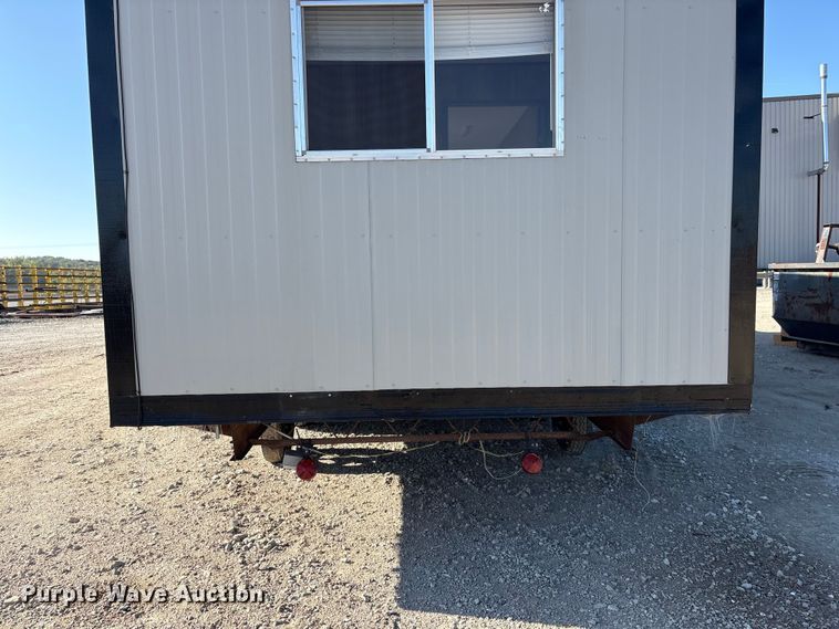 image for item FG2968 2001 Mark Line 4-1040 office trailer