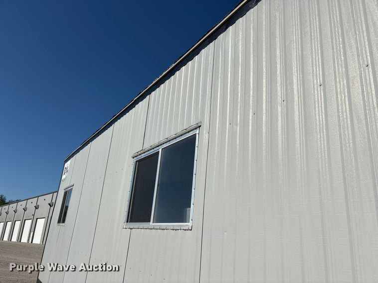 image for item FG2968 2001 Mark Line 4-1040 office trailer