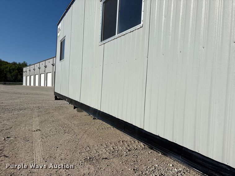 image for item FG2968 2001 Mark Line 4-1040 office trailer