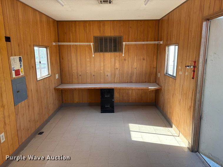 image for item FG2968 2001 Mark Line 4-1040 office trailer