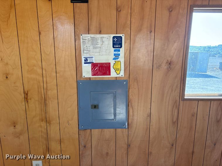 image for item FG2968 2001 Mark Line 4-1040 office trailer
