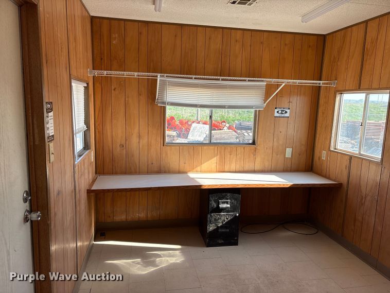 image for item FG2968 2001 Mark Line 4-1040 office trailer