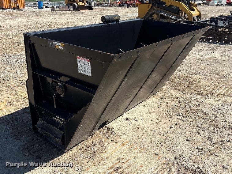 image for item FG2985 John Deere SD84 skid steer side discharge bucket