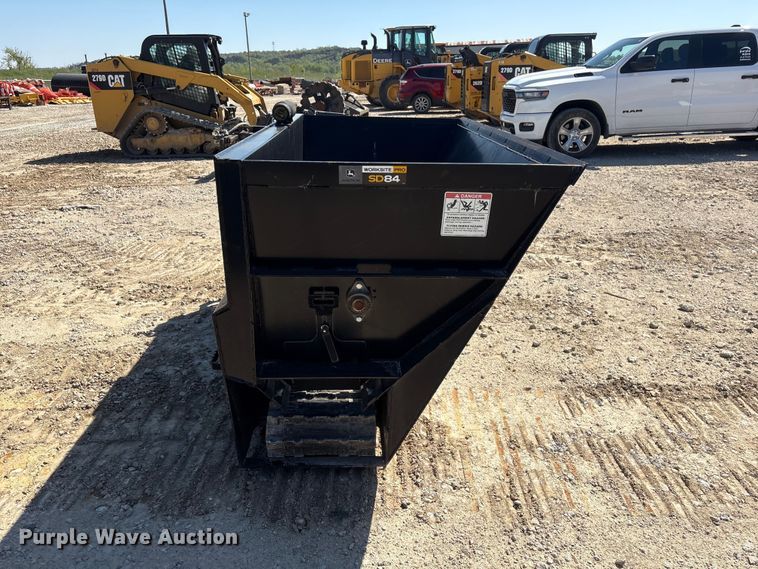 image for item FG2985 John Deere SD84 skid steer side discharge bucket