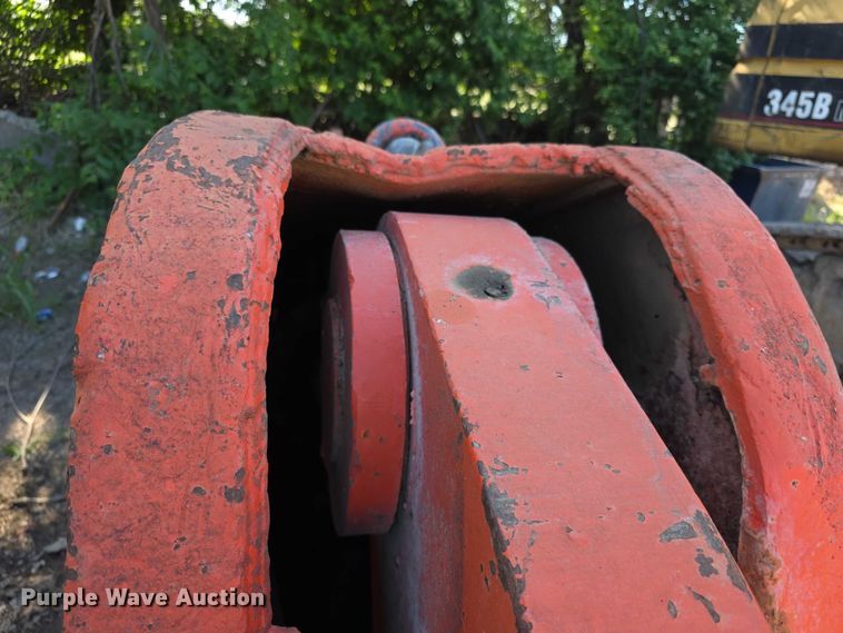 image for item FH6023 NPK  excavator shear