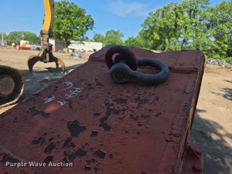 image for item FH6023 NPK  excavator shear