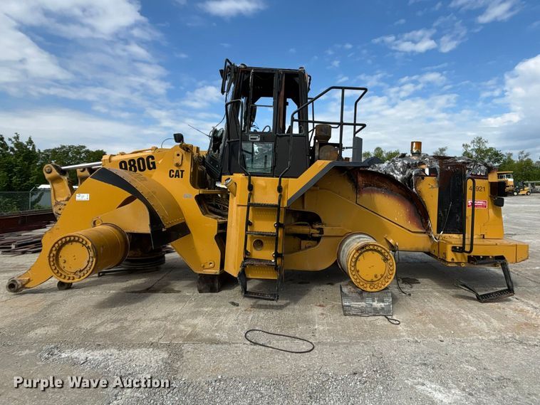 image for item FH7082 2001 Caterpillar 980G Wheel loader