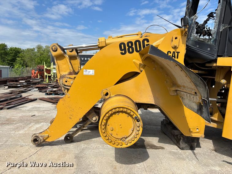 image for item FH7082 2001 Caterpillar 980G Wheel loader