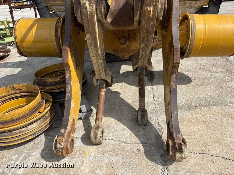 image for item FH7082 2001 Caterpillar 980G Wheel loader