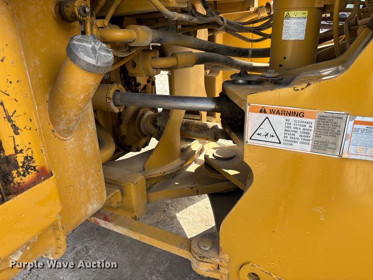image for item FH7082 2001 Caterpillar 980G Wheel loader