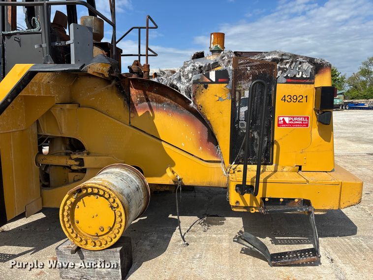 image for item FH7082 2001 Caterpillar 980G Wheel loader
