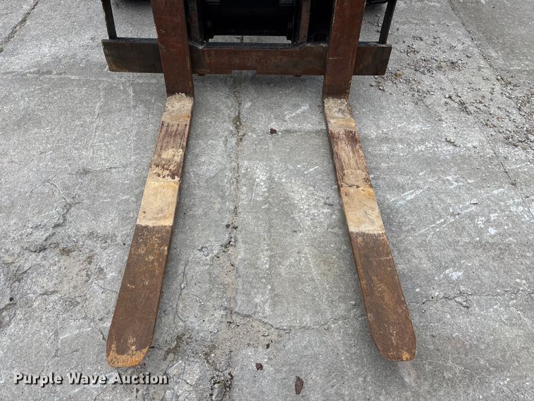 image for item FH7084 2002 Caterpillar IT14G wheel loader