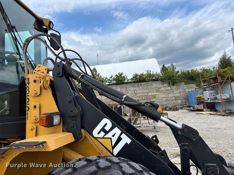 image for item FH7084 2002 Caterpillar IT14G wheel loader