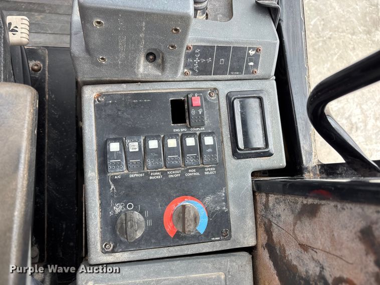 image for item FH7084 2002 Caterpillar IT14G wheel loader