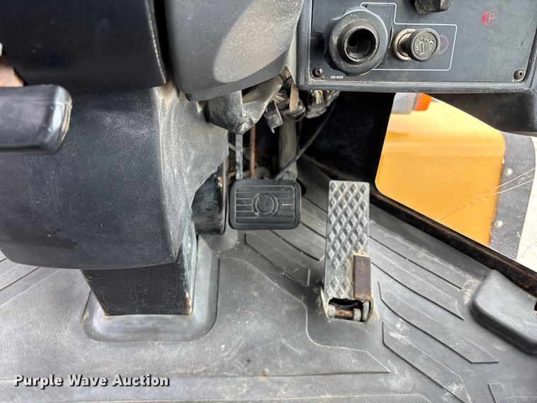 image for item FH7084 2002 Caterpillar IT14G wheel loader
