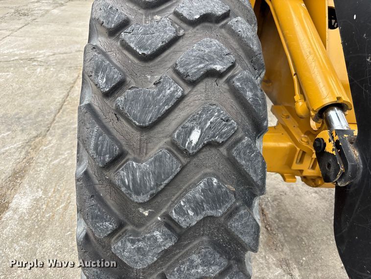 image for item FH7084 2002 Caterpillar IT14G wheel loader