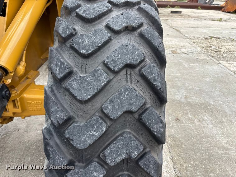 image for item FH7084 2002 Caterpillar IT14G wheel loader
