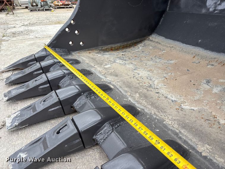 image for item FH7099 CF excavator bucket