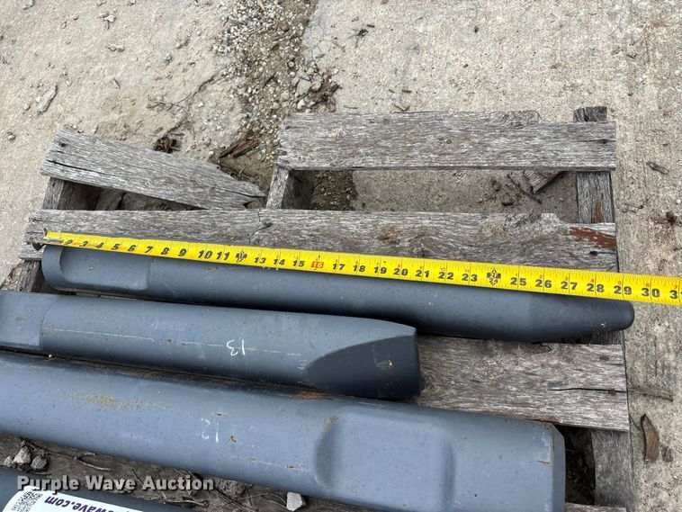 image for item FH7102 Breaker bits
