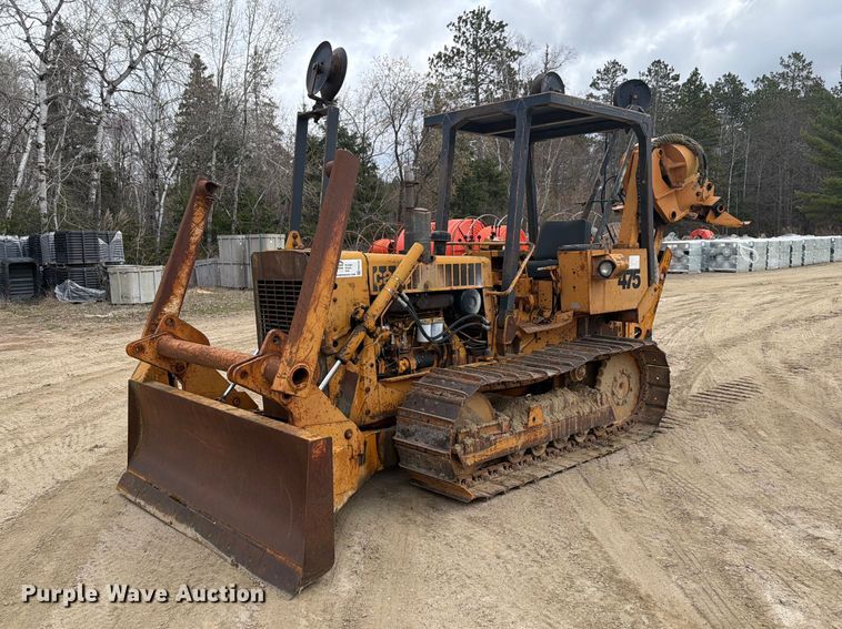 image for item FK0138 1977 Case 475 vibratory cable plow