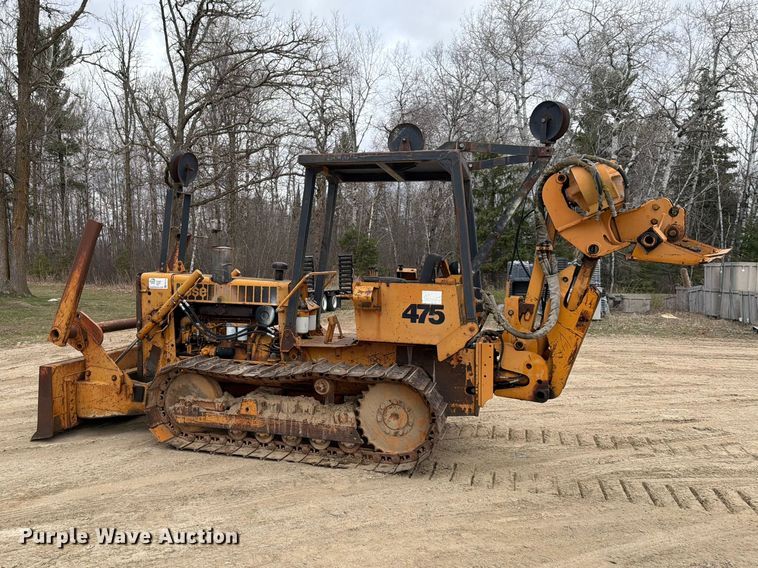 image for item FK0138 1977 Case 475 vibratory cable plow