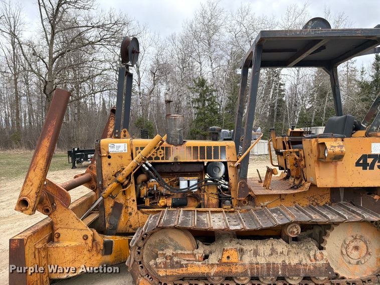 image for item FK0138 1977 Case 475 vibratory cable plow