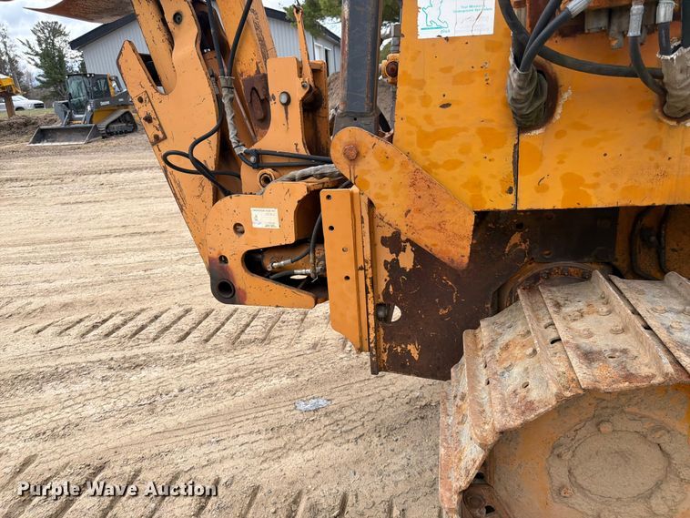 image for item FK0138 1977 Case 475 vibratory cable plow