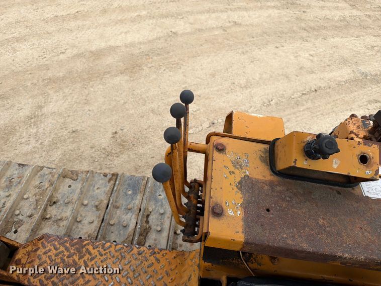 image for item FK0138 1977 Case 475 vibratory cable plow