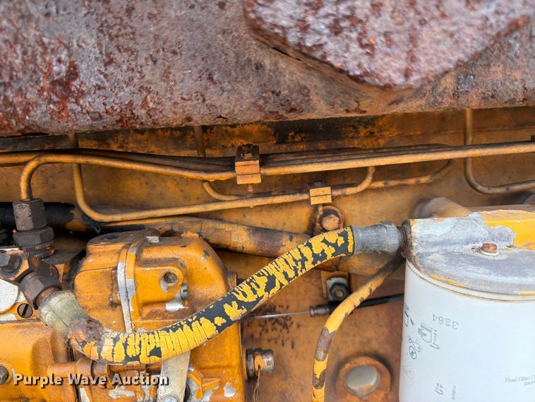 image for item FK0138 1977 Case 475 vibratory cable plow