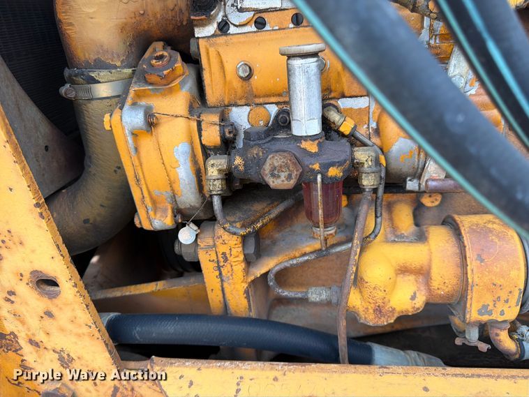 image for item FK0138 1977 Case 475 vibratory cable plow