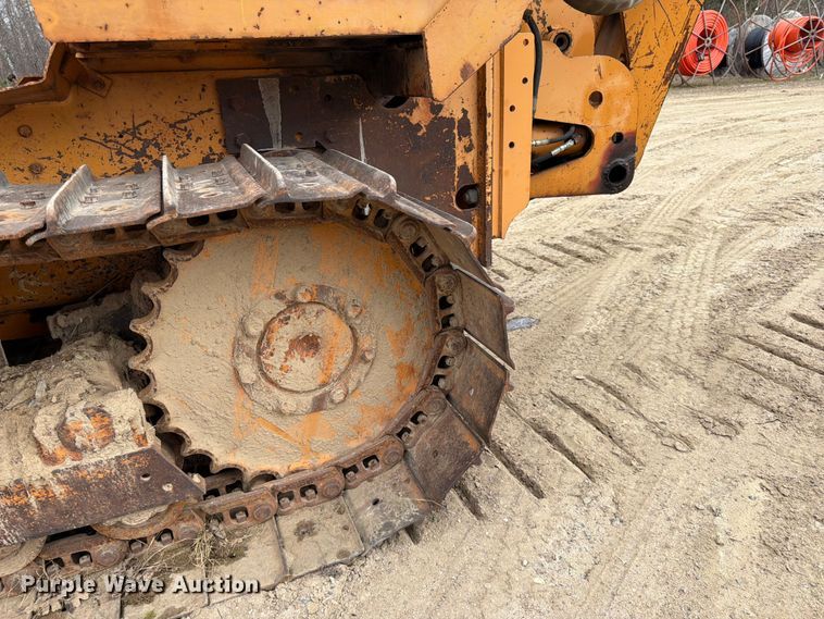 image for item FK0138 1977 Case 475 vibratory cable plow