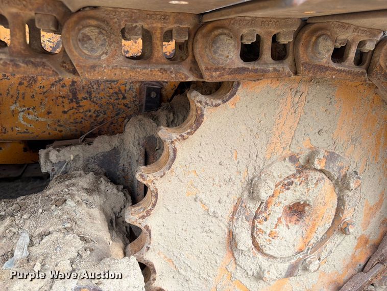 image for item FK0138 1977 Case 475 vibratory cable plow