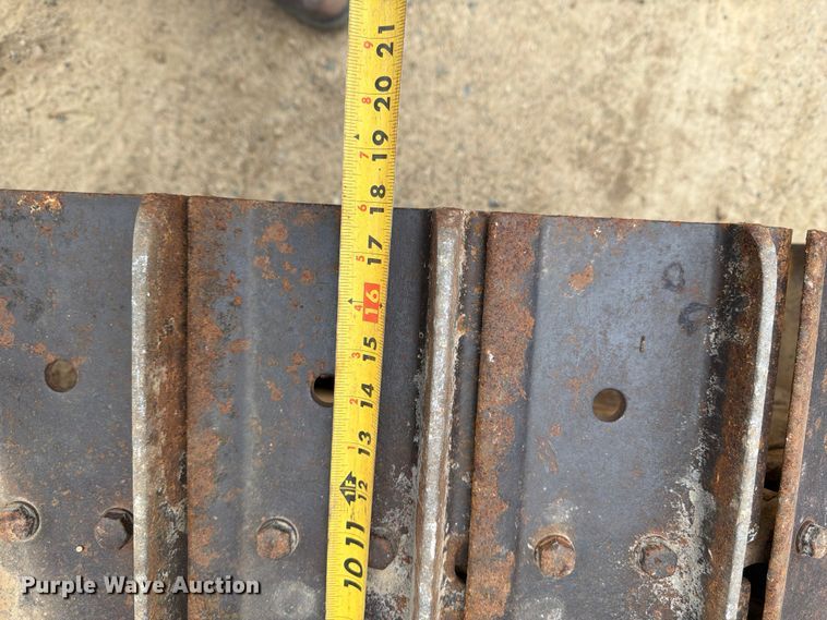 image for item FK0138 1977 Case 475 vibratory cable plow