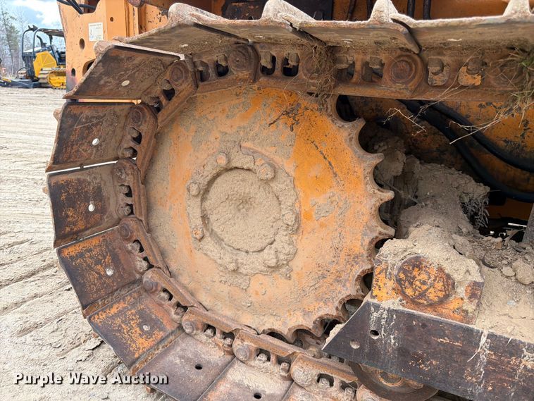 image for item FK0138 1977 Case 475 vibratory cable plow