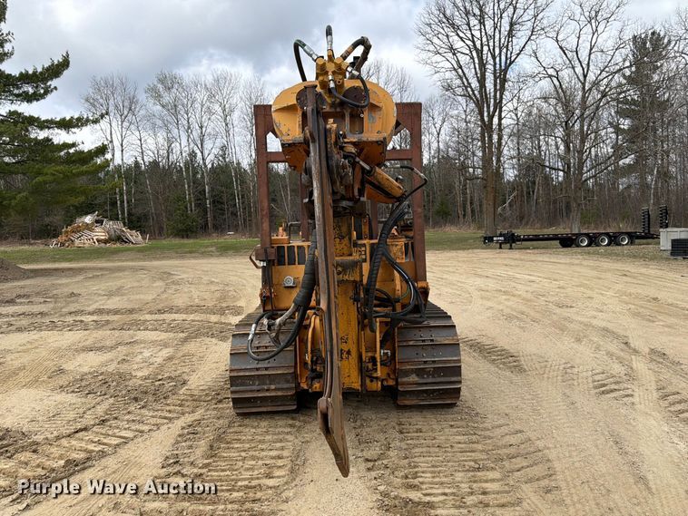 image for item FK0139 1973 Case 475 vibratory cable plow