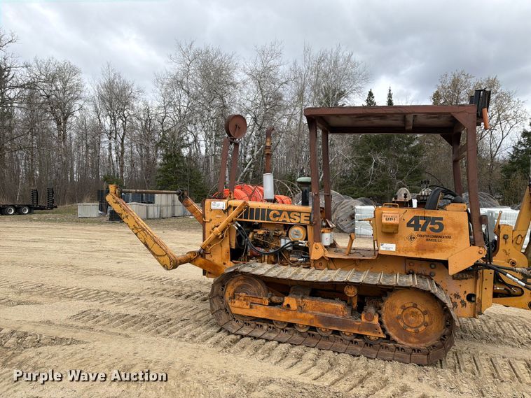 image for item FK0139 1973 Case 475 vibratory cable plow