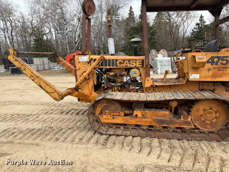 image for item FK0139 1973 Case 475 vibratory cable plow
